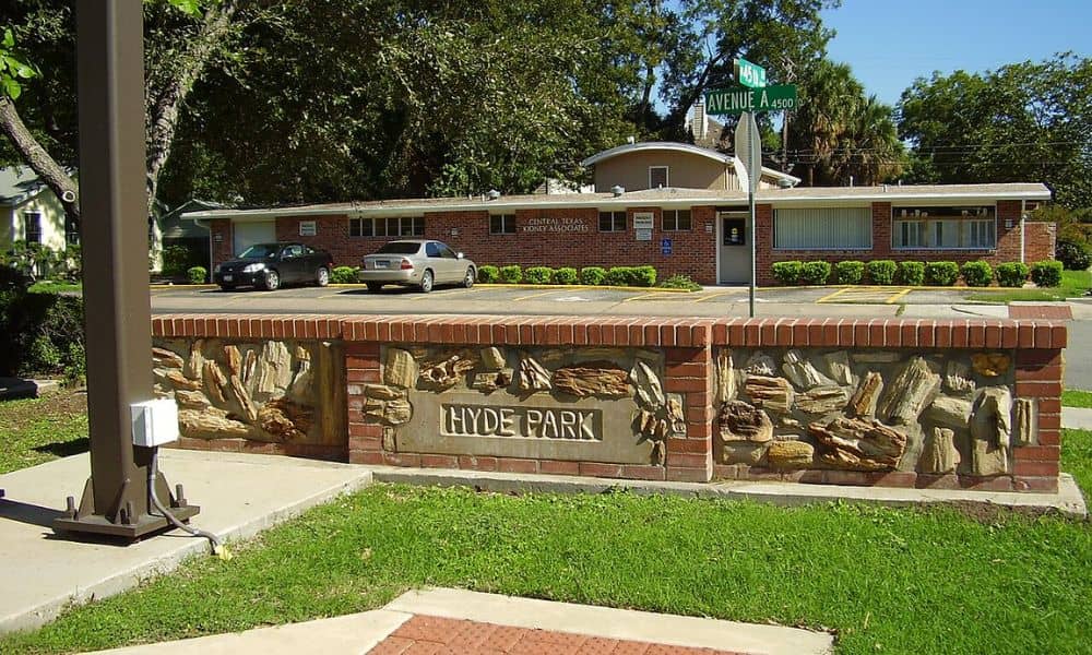 LiDAR Mapping and Historic Preservation in Austins Hyde Park - ALTA SURVEY Texas Hyde Park historic district in Austin TX, where LiDAR mapping is used to guide preservation planning and manage new development.